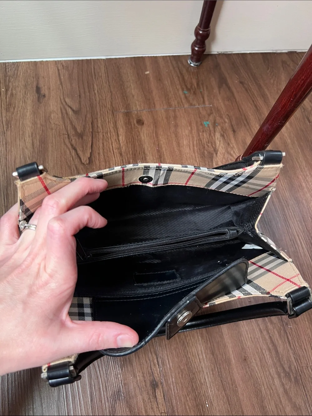 Classic Plaid Shoulder Bag with Black Handles